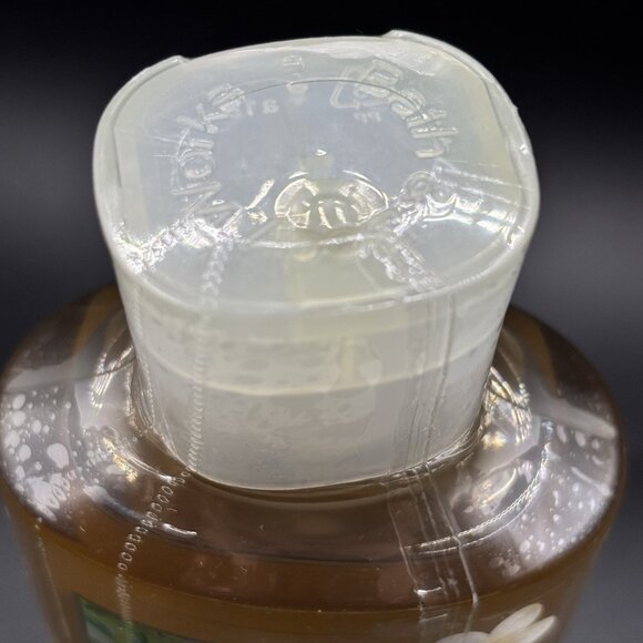 Bath & Body Works Tahiti Island Dream Moisturizing Body Wash Shower Gel 10 oz - Picture 7 of 16